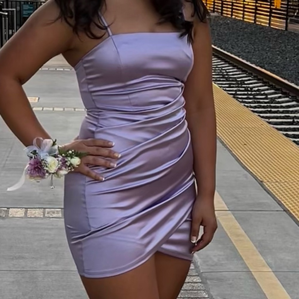 Windsor Lavender Hoco Dress!